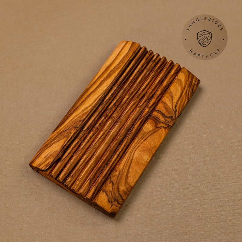 DAS OLIVENHOLZBRETT® Olive Wood Soap Dish / Fluted Olive Wood