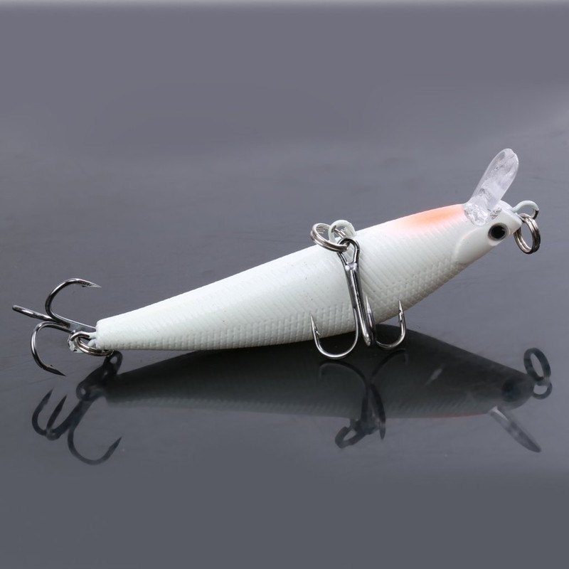 3D Minnow Luminous Fishing Lure Bass Crankbait Hooks 8.2cm 8g