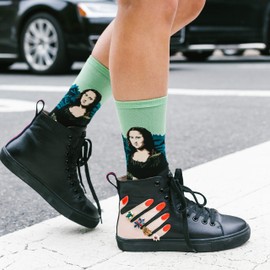 Hot Sox womens Hot Sox Women's Mona Lisa Crew dress socks, Leaf, Medium US