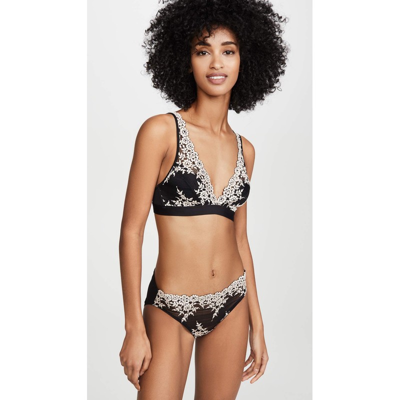 Wacoal Women's Embrace Lace Bikini Panty, Black, X-Large