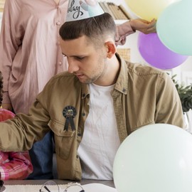 Its My Birthday Pin for Women Men Pink Birthday Pin Happy Birthday Button Pins Birthday Badges Party Decorations Favors Supplies