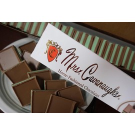 Mrs. Cavanaugh’s Milk Chocolate Sandwich Mints 8 oz Box – Creamy Mint Filling Between Chocolate Discs – Candies Gift, Party Favor, Holiday Treat, Dessert Candy