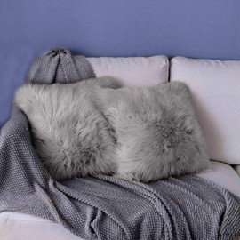 YDFYX 2 Pieces Faux Fur Throw Cushion Cover, Deluxe Home Decorative, Super Soft Plush Mongolian Faux Fur Throw Cushion Cover (2 Pieces, Grey, 50 x 50 cm)