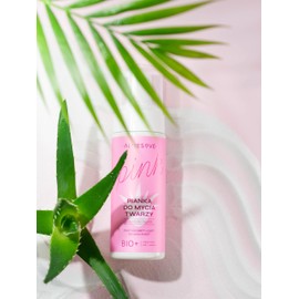 ALOESOVE Cleansing Foam Face 150 ml - Gentle Face Cleansing for All Skin Types - Vegan and Natural Face Foam with Aloe Vera and Plant Extracts