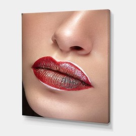 DesignQ Close Up Lips With Professional Make Up & Lipstick Modern Canvas Wall Art