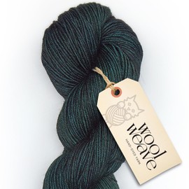 WoolWeave Superwash Merino Wool Yarn for Knitting & Crocheting Projects - Premium Hand Dyed Yarn, 100gr, 240 Yards Medium Weight Yarn - Luxurious, Soft & Durable Dark Green Yarn, Spinach Leaf, MWY32