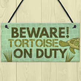 RED OCEAN Beware Tortoise Turtle Accessories Novelty Gifts Reptile Pet Animal Sign Hanging Home Decor Garden Door Plaque Funny Gifts