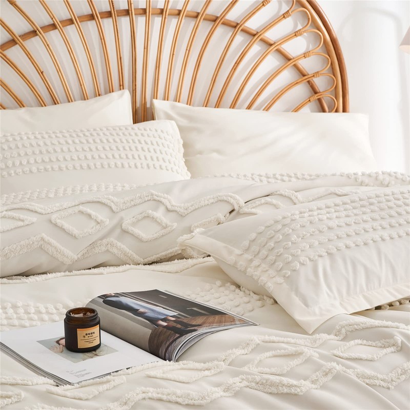 KAKIJUMN White Tufted Comforter Set Full Size 7 Piece Bed