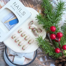 Christmas Press on Nails Medium Oval Fake Nails Xmas Green Holly Basket Design Acrylic Nails Cute False Nails Glossy Stick on Nail Reusable Full Cover Christmas Glue on Nail for Women 24Pcs