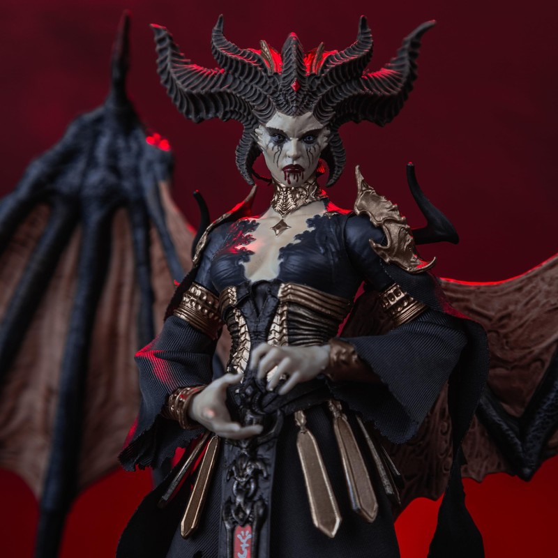 McFarlane Toys- Diablo IV Lilith 7in Deluxe Action Figure Elite