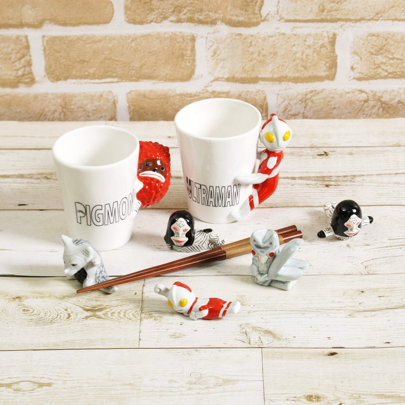 Shinzi Katoh ARK-1455-7 Ultra Monsters Collection Chopsticks Rest