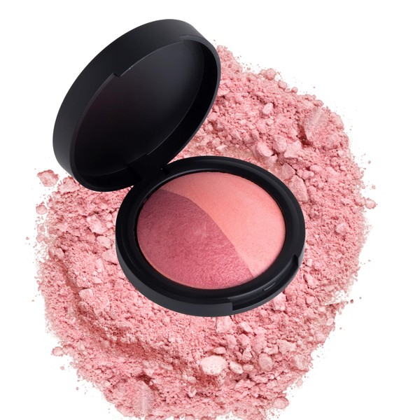 aden Terracotta Baked Bronzer/Highlighter Duo Create a gorgeous sculpted glow