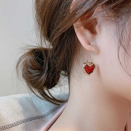 Andelaisi Boho Heart Drop Earrings Gold Circle Huggie Hoop Earrings Vintage Coral Heart Dangle Earrings Large Circle Hoop Earrings Jewelry for Women