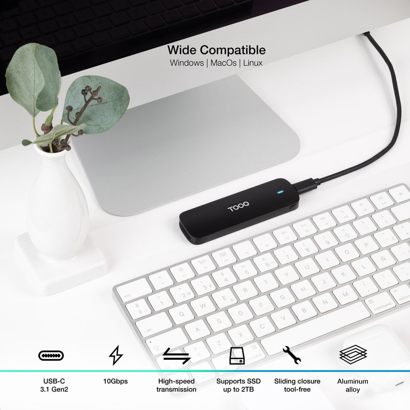 TOOQ TQE-2201B - External Enclosure for M.2 NVMe SSD -