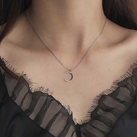 TseenYi Crescent Moon Pendant Necklace Gold Moon Pendant Necklace Moon Necklace Crescent Moon Necklace Small Moon Chain Necklace Small Crescent Moon Chain Necklace, Zinc, No Gemstone