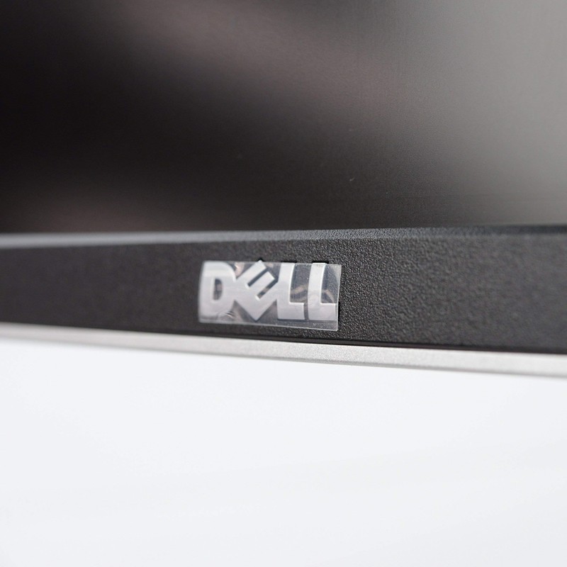 Dell UltraSharp 2408WFP 24-inch LCD monitor (Certified Refurbished)