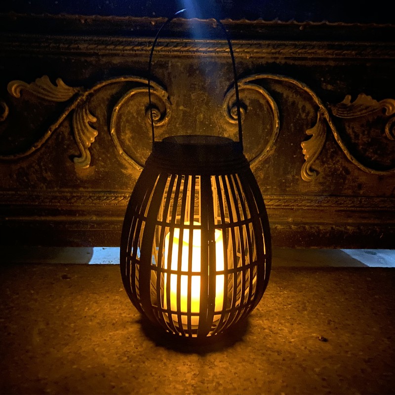 Solar Garden Lantern LED Outdoor Solar Lantern Waterproof Decorative Rattan
