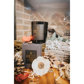 Oud Wood | 5.5oz | Premium Candle | Scented Candle | Aromatherapy | Essential Fragrance Oils | 100% Soy Wax | Home Décor | Home Fragrance | Housewarming gift | Odor Eliminating | Elusive Scent