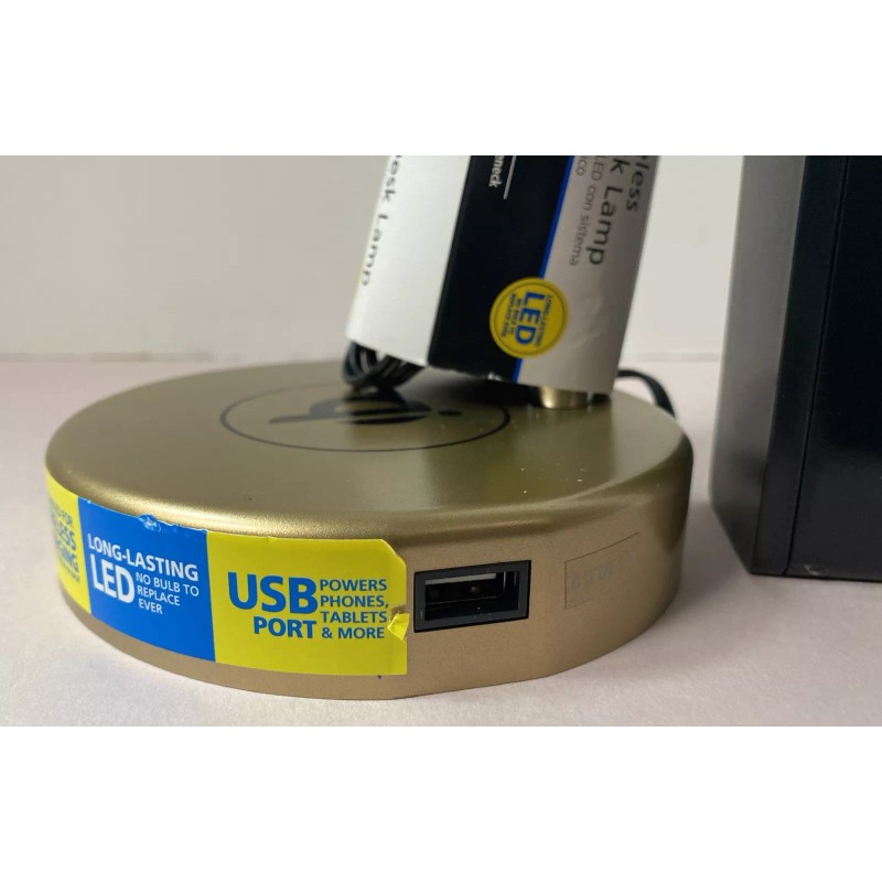 Mainstays Desk Lamp LED Qi Wireless & USB Charging Port