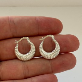 Women 925 Sterling Silver 18mm Sea Shell Creole Round Hoop Earring, Clip-on Claps, Solid Silver Pairs