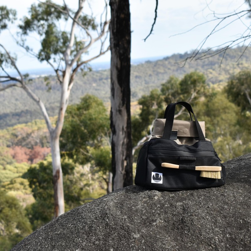Saber Chalk Pot | Navy Blue | Bouldering Bucket |