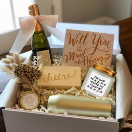 LAMIVEENLA Bridesmaid Gifts Scented Candle Lavender - Matron of Honor Gifts Gifts for Bridesmaids Matron of Honor Proposal Gifts Maid of Honor Proposal Gift Soy Candle 4oz