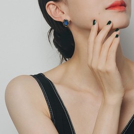 BriLove Women's Victorian Style Crystal Floral Cameo Inspired Oval Stud Earrings Sapphire Blue Antique Gold Tone