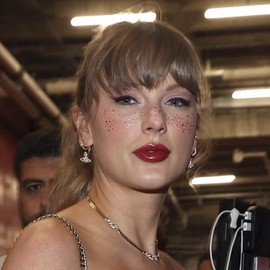 Faze It Style Rose Gold Glitter Freckles Makeup Patches with Rhinestone Gem Sticker Sheet by Clever Girl (Rose Gold)