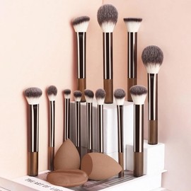 Set de brochas de maquillaje mini para principiantes, set de brochas de maquillaje profesionales, un set para maquillar todo el rostro. (Coffee color)