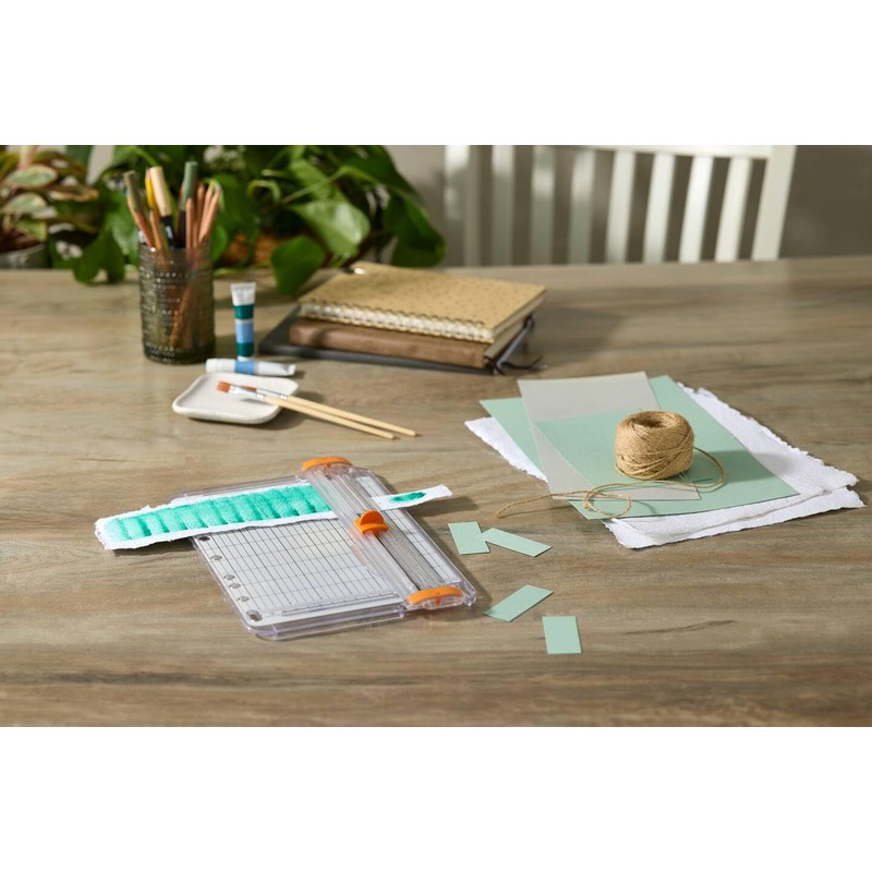 Fiskars SureCut 1077798 Portable Paper Trimmer A5 Portrait A4 Landscape