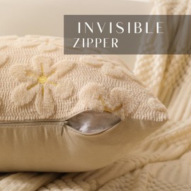 DFXSZ Summer Pillow Covers 18x18 inch Set of 2 Begie Daisy Yellow Flower Heart Soft Plush Faux Fur Jacquard Throw Pillow Covers for Bedroom Sofa Spring Summer Holiday Home Decor PTK036C18