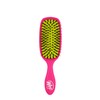 Wet Brush - cepillo para polvo para mejorar el brillo,