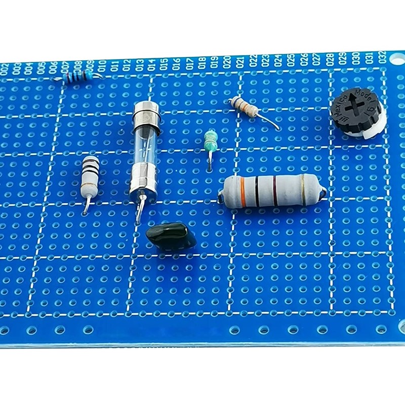 YUNGUI 6PCS Solderable Breadboard,824 Holes 70x90x1.6mm PCB Board for DIY