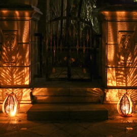 Luces solares para exteriores, decoración de jardín, globo de vidrio agrietado, impermeable, arte de metal para patio, luces solares de jardín para decoración de patio, porche, decoración de patio.