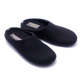 Made For You Women’s Natural Wool Slippers with Arch Support Insole, Hypoallergenic, Lightweight with Non-Slip Rubber Sole (7, black)