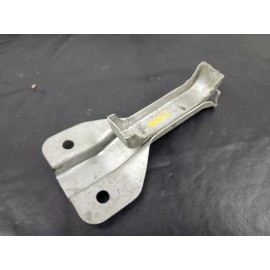 General Motors NOS GENERAL MOTORS GM UPPER RADIATOR MOUNT ASSEMBLY BRACKET 469850 BIN A14