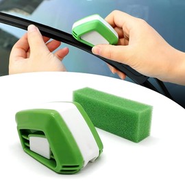 pinflaw Pack-1 Car Windshield Wiper Repairer, 2.55" x 1.73" x 1.45" Smart Non-destructive Repair Tool with Cleaning Sponge, ABS Easy-grip Wiper Quick Repairer, Universal for Most Cars (Green & White)