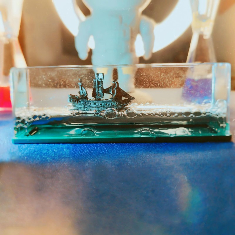 Fluid Drift Bottle, Unsinkable Boat in One Box, Unsinkable Ship,