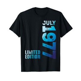 On July 1977 Year 1977 Retro 1977 Vintage 1977 Since 1977 T-Shirt