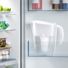 AQUAPHOR Water Filter Jug Smile, Space-saving, Lightweight Fridge door fit 2.9L Capacity 1 X A5 Filter Included with added Magnesium Reduces Limescale Chlorine & Microplastics, White.