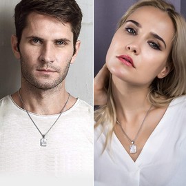 Trendsmax Initial Letter D Pendant Necklace Mens Womens Capital Letter White Gold Plated Stainless Steel Box Chain 22inch