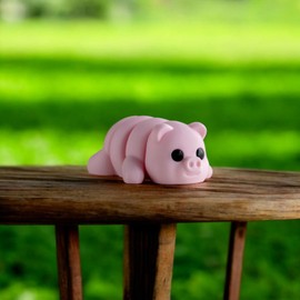 Baby Pig Figurines – Pack of 5 Mini Articulated Farm Animal Fidgets with Wiggly Bodies – Cute Collectible Desk Pets for Teens & Adults – 3D Printed in Canada