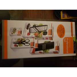 Twin Towers Trading Gourmet Professional 4 Piece Set