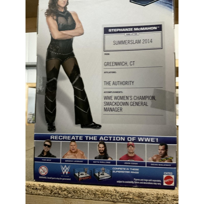 WWE Elite Collection Series #37 -Stephanie McMahon