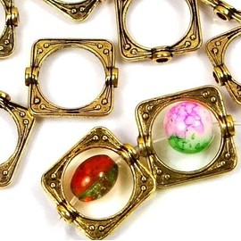 20 Antiqued Gold Pewter Square Frame Beads 15mm