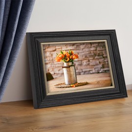 WYNCO 5x7 2 Pack Black Accent with Gold Beveled Classic Picture Frames, Matted for 3.5x5.5 inches Photos, Real Glass Protection