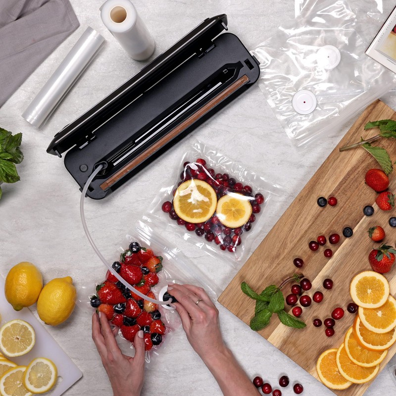 Presto 05621 FreshDaddy Compact Electric Vacuum Sealer