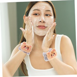 Healeved 2 Sets of Face Wash Wristbands Soft Rabbit Fur Material Fashionable Spa Accessory Easy to Use Random