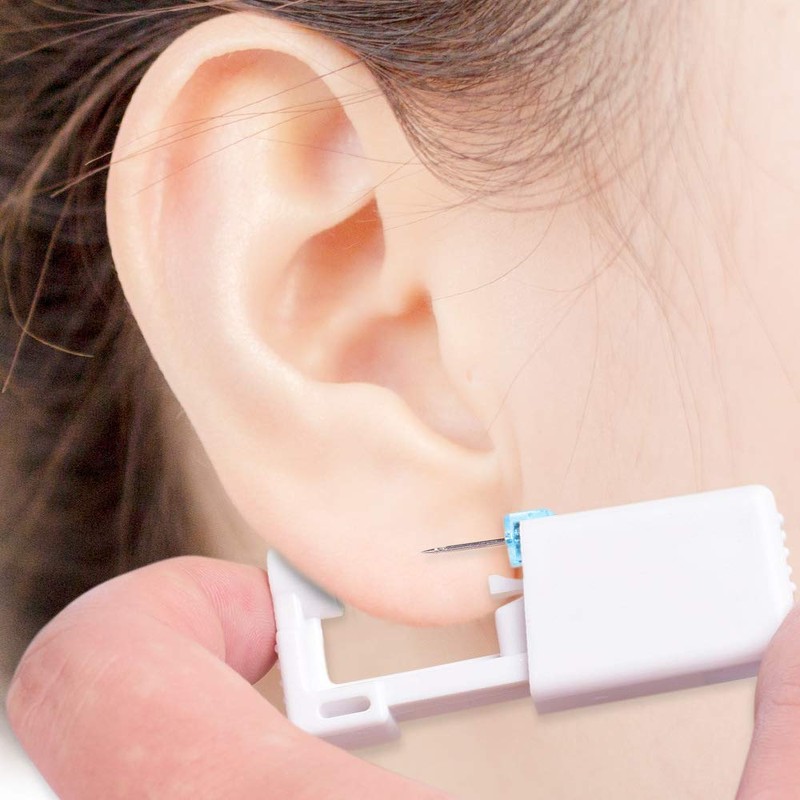 Suskriyocic 2 Pack Disposable Ear Piercing Gun with Ear Studs