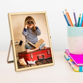 Golden State Art Golden State Art 2 Pack 6x8 Inch Metal Picture Frames for 5x7, 4x6 Floating Photos, with Real Glass and Pull-Out Easel Stand for Tabletop Display (Vertical) - Light Gold